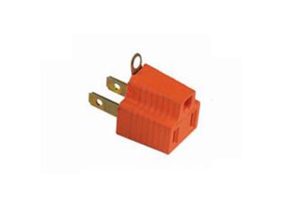 China ODM plástico 2pin anaranjado del OEM al adaptador de enchufe eléctrico 3pin en venta
