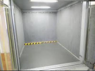 China 30kw Automatic Silver Cargo Elevator For Commercial Customized Size à venda