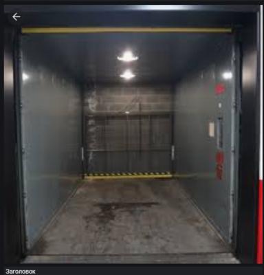 China Fuji 4 Tons Industrial Freight Elevator 3m Vertical Cargo Lift for sale