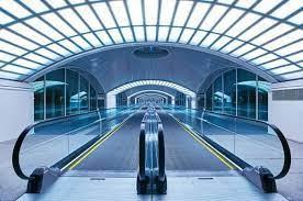Chine Le passage couvert mobile VVVF d'aéroport de 13 degrés a commandé l'escalator de supermarché à vendre