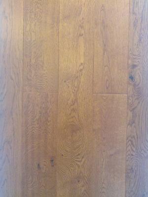 China Oak Engineered Flooring( Brown grain ,brushed,UV lacquer , click systerm) for sale
