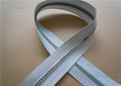 China Kledingstuk Wit Groot Plastiek die Onzichtbare Ritssluiting met Voering naaien Te koop