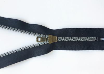 中国 クローズド・エンド型のジッパーのヘビー級の樹脂の縫う概念のジッパー用具の金属の歯 販売のため