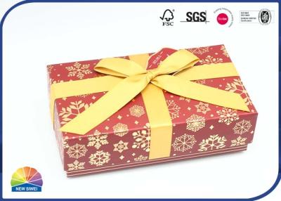 China 4C Print Christmas Ribbon Decorated Paper Gift Box Gold Stamping Custom zu verkaufen