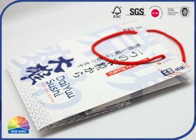 Китай Luxury Apparel Gift Paper Shopping Bags With Nylon Twisted Shoe Buckle Handle продается