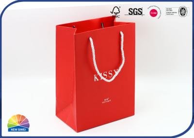 China Matte Lamination 250gsm Coated Paper Gift Bags With PP Handle for sale