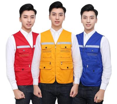 China Skin-Friendly And Breathable Safety Work Wear Jacket Outdoor Hunting Reflective Zipper Waistcoat Men's Utility Cargo Vest for sale