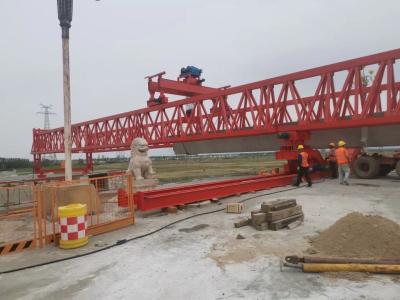 China Henan manufacturers sell bridge erecting machine, 120 / 30 bridge erecting machine, mobile crane, bridge construction pa for sale