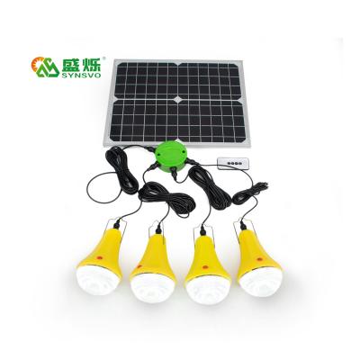 中国 CE ROHS 11-30Hrs 4PCS リチウムランプ 家庭用照明用太陽光システム 価格 統合太陽光発電 屋外照明 販売のため
