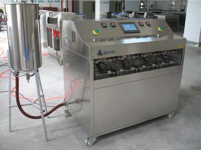 Chine Machine de remplissage naturelle de jus de fruit et machine de cachetage pour différentes poches de formes à vendre