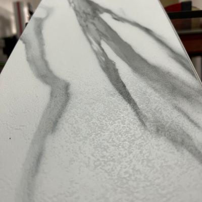 Chine Planche de luxe de vinyle de SPC de regard de marbre brillant parquetant 145x910mm 1218x148mm à vendre