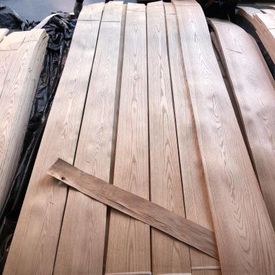 Cina taglio affettato di legno del foglio per impiallacciatura dei fogli da impiallacciatura della quercia rossa di 0.45mm 0.5mm 1mm in vendita