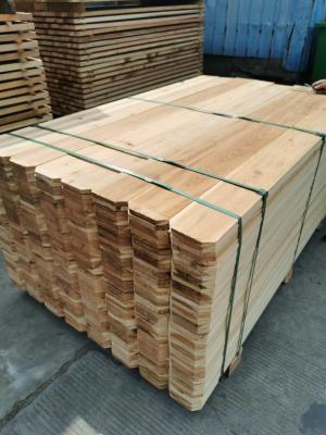 China Residential 140/152mm Width Cedar Wood Fence KD Treatment Not Coated for sale