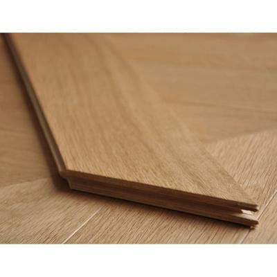 China FSC European Oak Engineered Flooring Oak Top Layer Flooring 1860X150X14/3mm for sale