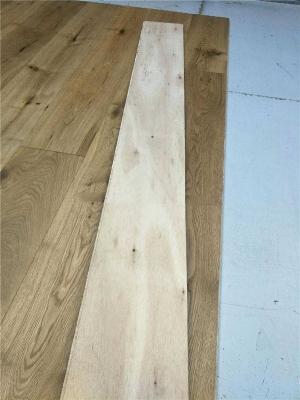 中国 通常のE1自然なカシは木製の床張りの環境保護を設計した 販売のため