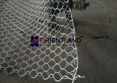 China Gabion galvanizado mergulhado quente prende a rede de arame sextavada resistente Gabions 100x120mm à venda