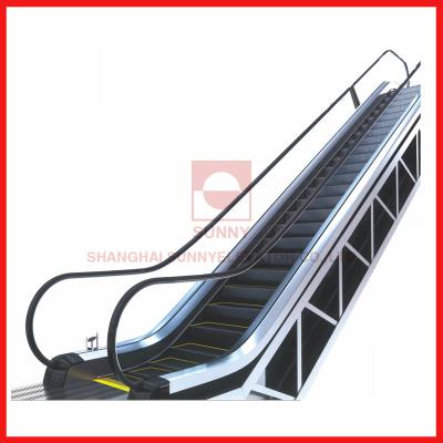 China Indoor / Outdoor Airport Moving Walkway 30 Degree With Vvvf Auto Start Stop for sale