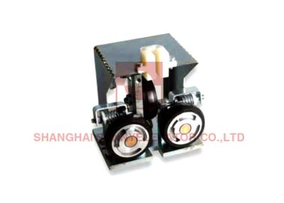 China Stable Elevator Spare Parts Door Roller Guide Shoes 80mm Roller Dia 12 Months Warranty for sale
