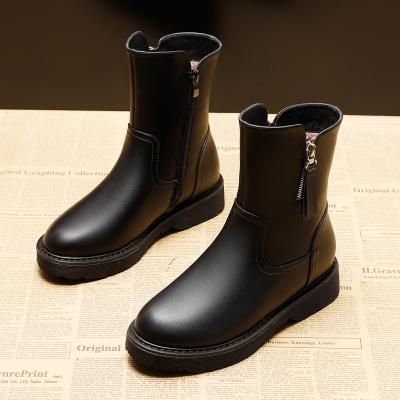 China The New Design Custom Women's Winter Short Shoes Classic Fashion Popular Martin Boots for sale