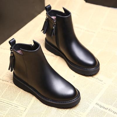China Factory Classic Design Pendant The New Casual Boots British Wind Popular Martin Boots for sale