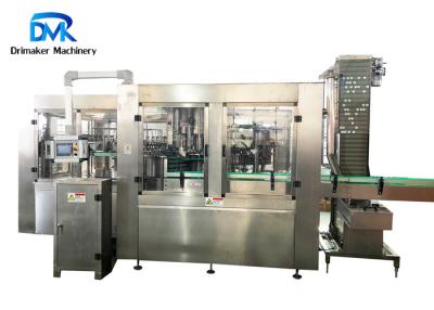 China engarrafamento automático da máquina de engarrafamento da soda 12kw e máquina tampando à venda