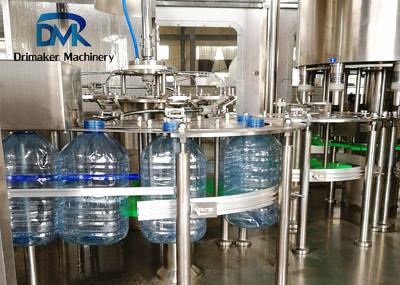 China Wasser-Flaschenabfüllmaschine Dreh3 3.8kw 5l in 1 Edelstahl-Material zu verkaufen
