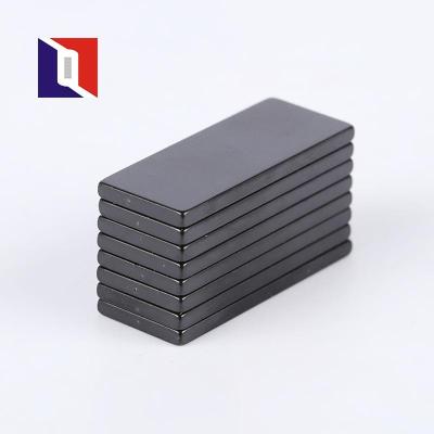 China Industrial Magnet Block Neodymium Rubber Coating Permanent Magnet for sale