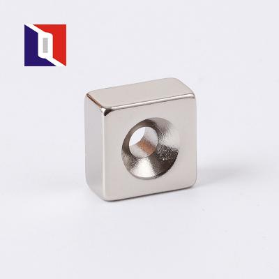 China Industrial Magnet N52 Permanent Square Magnet Neodium Magnet With Countersunk for sale