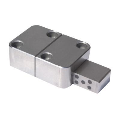 China Standard Precision 20x22x22 Mold Locking Block 1.2343 SKD11 1.2379 for sale