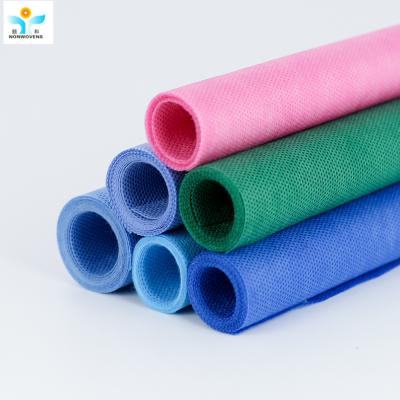 China Medical Blue Non Woven Fabric Roll For Surgical Gown Isolation Gown en venta