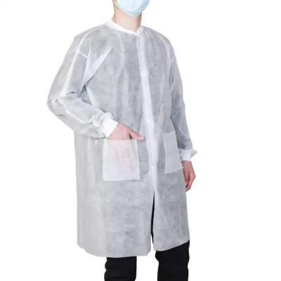 China 25-50gsm Disposable Lab Coat Production Phase About 7-15 Days for sale