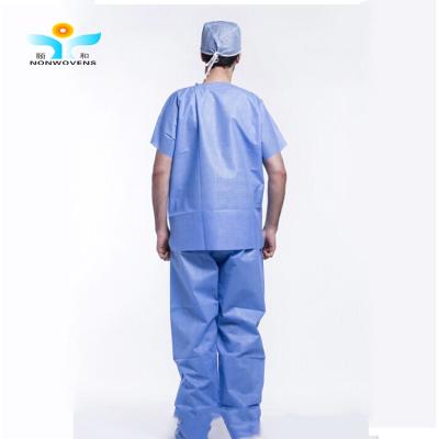 China Protective Isolation Doctor Scrub Suit 30g Latex Free For Theatre for sale