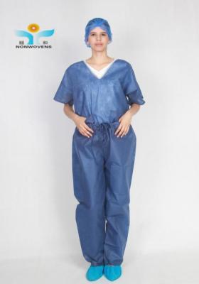 China 50gsm descartáveis esfregam o terno para o certificado do ISO de FDA do CE das enfermeiras à venda