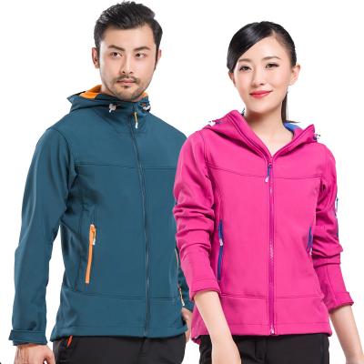 China Women Men Women Men Anorak Mountaineering Waterproof Outdoor Travel Heavy Coat Soft Shell Jacket For Couples for sale
