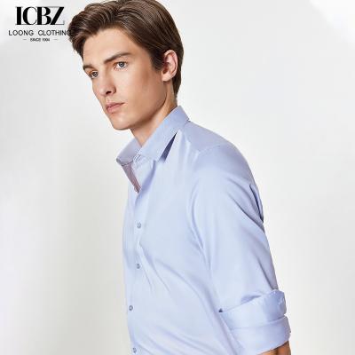 China Camisa de Verão de tecido tri-proof azul de manga longa para homens sem ferro e design de ponta à venda