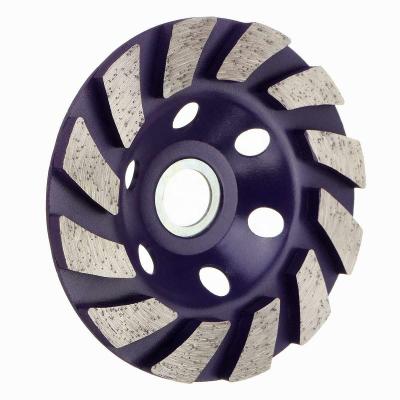 Chine 100mm Diamond Concrete Grinding Cup Wheel adapté aux besoins du client avec 12 segments pointus à vendre