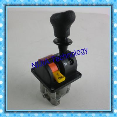 China Tipping Wagon Driving Cab Actuator Valve 2 Way Manual Operated Switch for sale