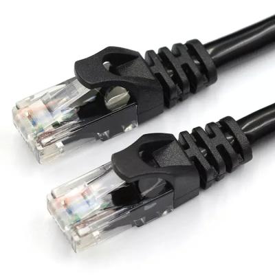 Chine Le câble adapté aux besoins du client de correction d'Ethernet, correction attachent Rj45 le chat 6 pour l'ordinateur à vendre