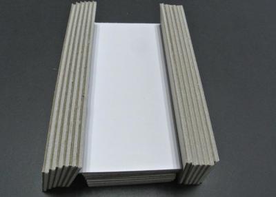 China Los libros de tapa dura/la esponja del papel especial de la caja del vino cubrieron las hojas grises del tablero en venta
