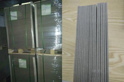 China Los tableros grises duros 1800gsm del atascamiento de libro del tablero alisan el material superficial de la cubierta en venta