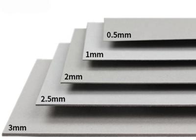 Chine Le carton 820gsm gris rigide réutilisé de l'épaisseur 1.3mm couvre le carton dur à vendre