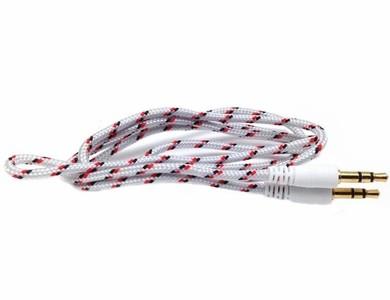 China hot sales fashion design OD4.0 nylon braided 3.5mm car aux audio cable, 3.5mm nylon audio for sale
