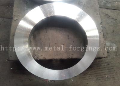 China SAE4140 SAE1045 SAE4340 ASTM rodó a Ring Forging para la vávula de bola en venta
