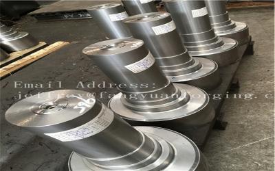 China 18CrNiMo7-6 Forged Round Bar Blanks Anealing Heat Treatment And  Rough Turned for sale