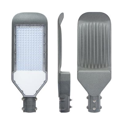 China IP66 3000K 100 W Outdoor LED Street Light Classic Decorative Aluminum Housing for sale