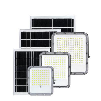 China 2700K 6500K Solar Powered Flood Lights 100w Big Capacity 3.2V Battery SMD 3030 LED Beads for sale