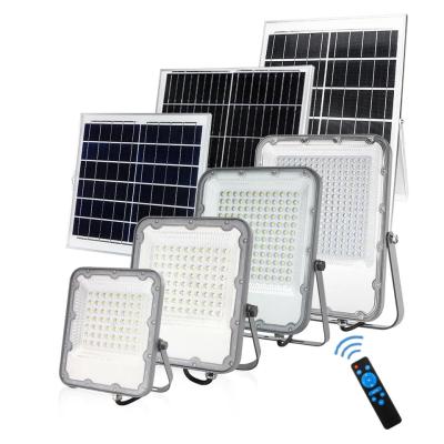 China High Performance Outdoor Solar Powered Floodlight 2835 LED 160Lm/W for sale