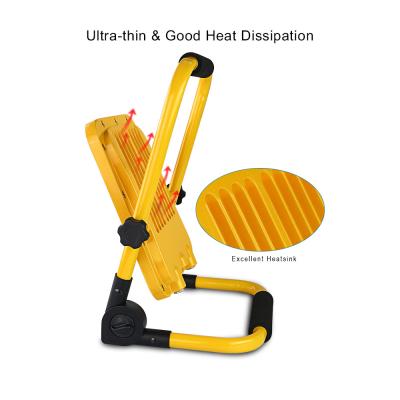 China 10000 Lumen Multifunctional Portable LED Work Light Folding Water Resistant for sale
