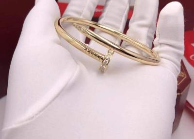 China Pulsera del oro del diseño simple B6048617 18K, Juste Un Clou Bracelet Replica con los diamantes en venta