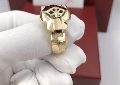 China Stylish Tsavorite Garnets Onyx 18K Gold Engagement Ring For Ladies for sale